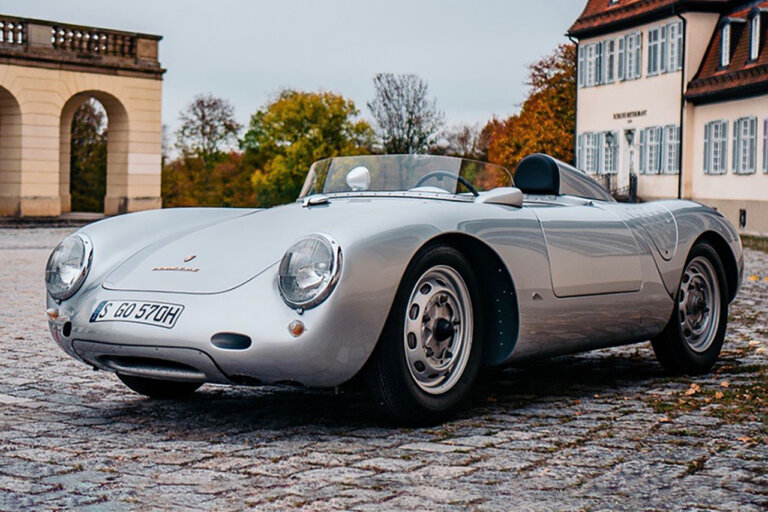Porsche 550 Spyder in a European town